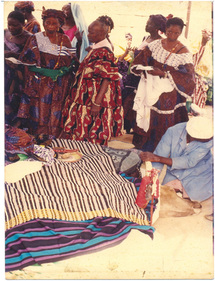 Les étapes du ndëpp, ensevelissement symbolique du patient lors du rituel du ndëpp