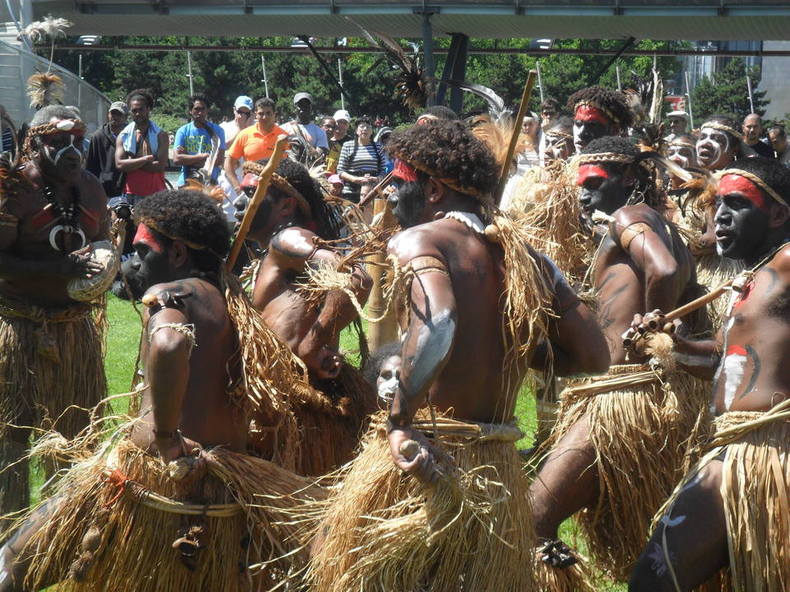 Les XIVes Jeux du Pacifique, démonstration du groupe Wert, Parc de la Villette, 26 juin 2011, (c) Alex Laupeze
