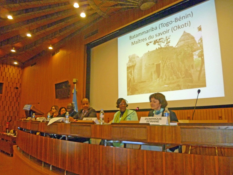 Dominique Sewane à propos "De l'esclavage aux discriminations contemporaines : une généalogie du racisme" Dominique Sewane à propos "De l'esclavage aux discriminations contemporaines : une généalogie du racisme"